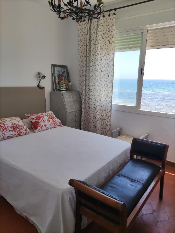 Canos De Meca Apartamento Frente Al Mar Los Canos De Meca Kültér fotó